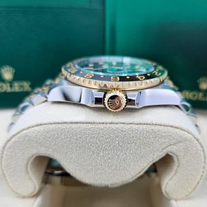 Rolex GMT-Master II, 40mm, Oystersteel and 18k Yellow Gold, Ref# 126713GRNR-0001 1:1