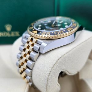 Rolex GMT-Master II, 40mm, Oystersteel and 18k Yellow Gold, Ref# 126713GRNR-0001 1:1