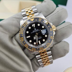 Rolex GMT-Master II, 40mm, Oystersteel and 18k Yellow Gold, Ref# 126713GRNR-0001 1:1