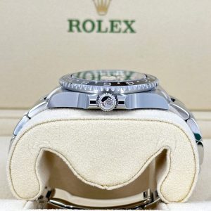 Unworn Rolex GMT-Master II, Bruce Wayne, Black, Oyster, Ref# 126710grnr-0004 1:1