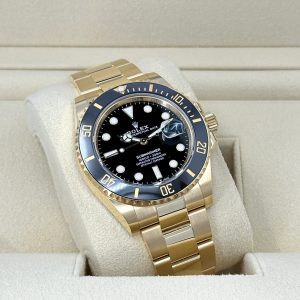 Rolex Submariner Date, 18k Yellow Gold, 41mm, Ref# 126618ln-0002 1:1
