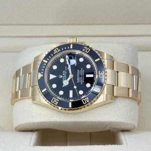 Rolex Submariner Date, 18k Yellow Gold, 41mm, Ref# 126618ln-0002 1:1