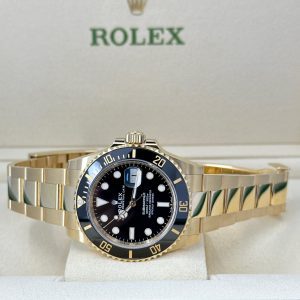 Rolex Submariner Date, 18k Yellow Gold, 41mm, Ref# 126618ln-0002 1:1