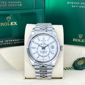 Rolex Sky-Dweller, 42mm, Oystersteel and 18k White Gold, White, Jubilee, Ref# 336934-0004 1:1
