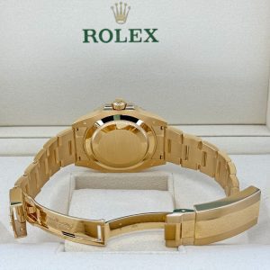 Rolex Submariner Date, 18k Yellow Gold, 41mm, Ref# 126618lb-0002 1:1