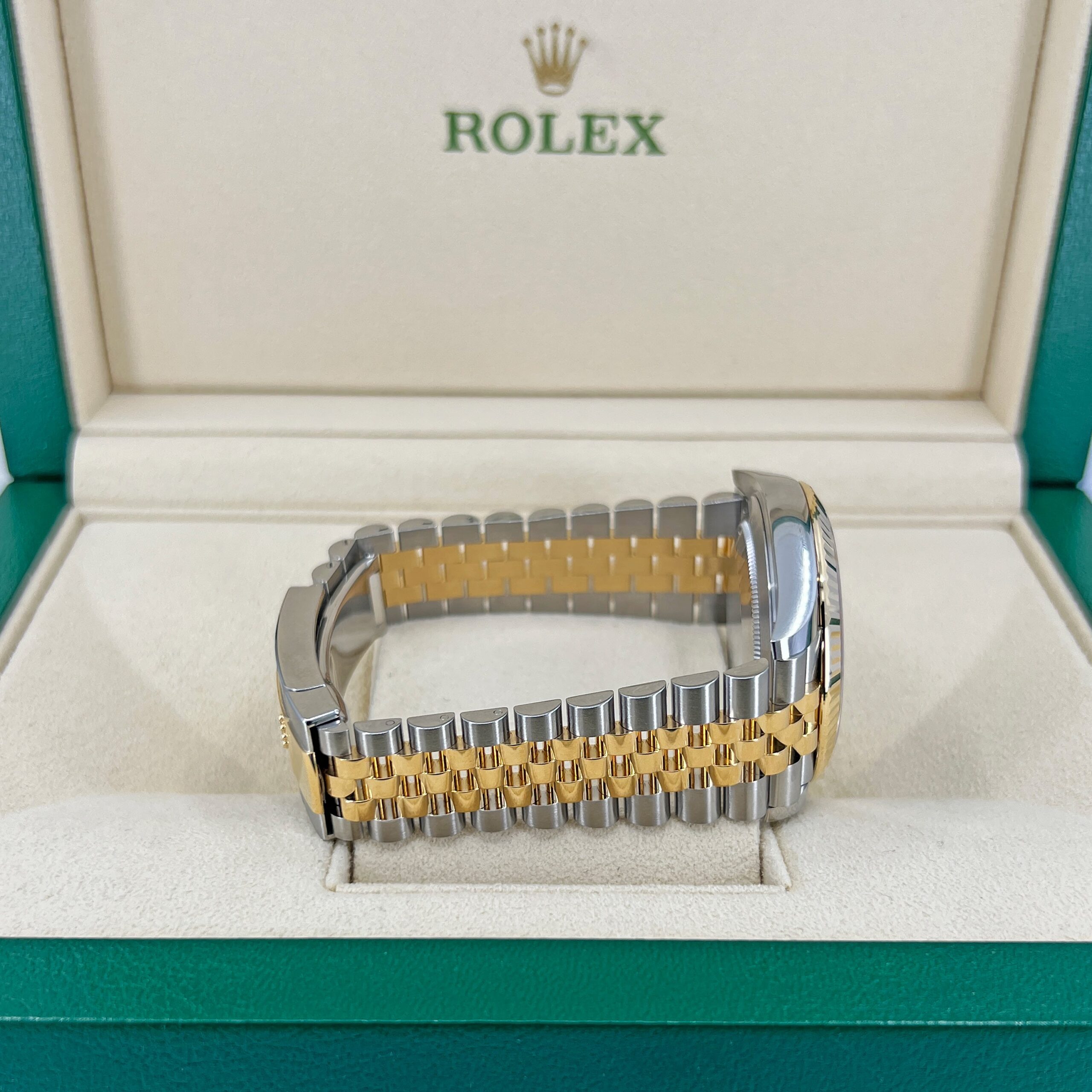 Rolex Datejust 41, 18k Yellow Gold and Stainless Steel, 41mm, Ref# 126333-0014 1:1