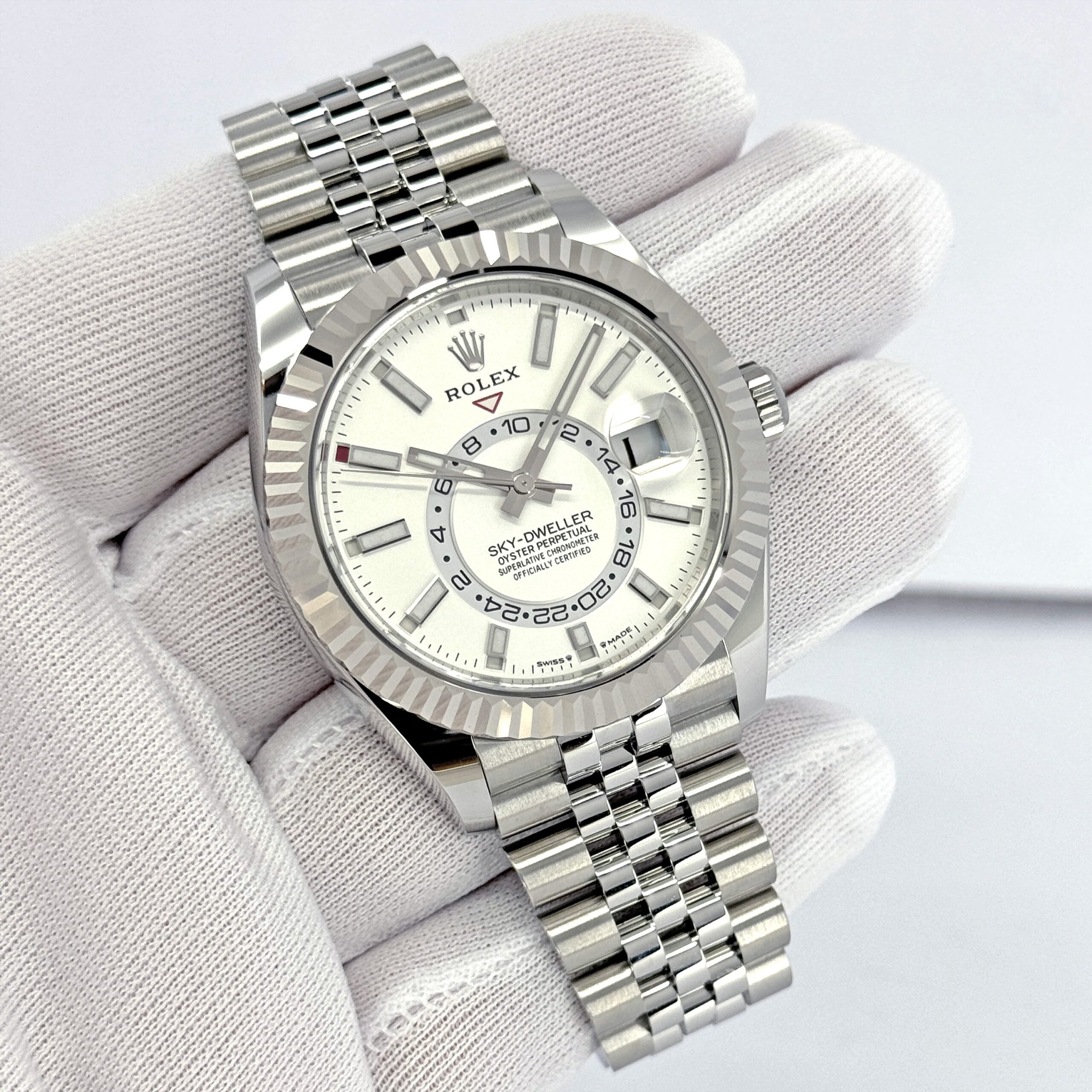 Rolex Sky-Dweller, 42mm, Oystersteel and 18k White Gold, White, Jubilee, Ref# 336934-0004 1:1