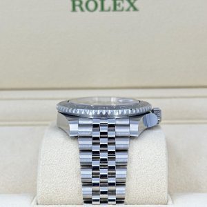 Unworn Rolex GMT-Master II Bruce Wayne, Jubilee, Ref# 126710grnr-0003 1:1