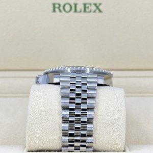 Unworn Rolex GMT-Master II Bruce Wayne, Jubilee, Ref# 126710grnr-0003 1:1